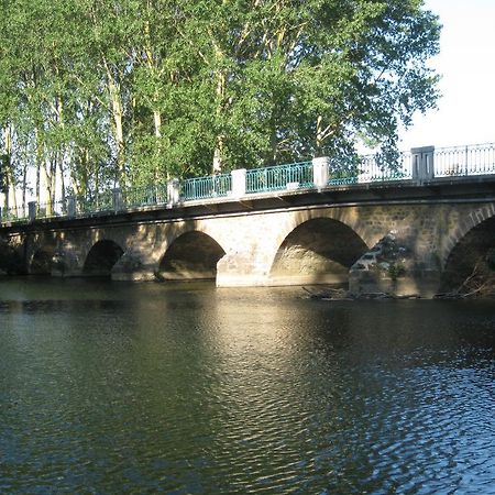 Bed and Breakfast Le Petitepinay Moitron-sur-Sarthe Esterno foto