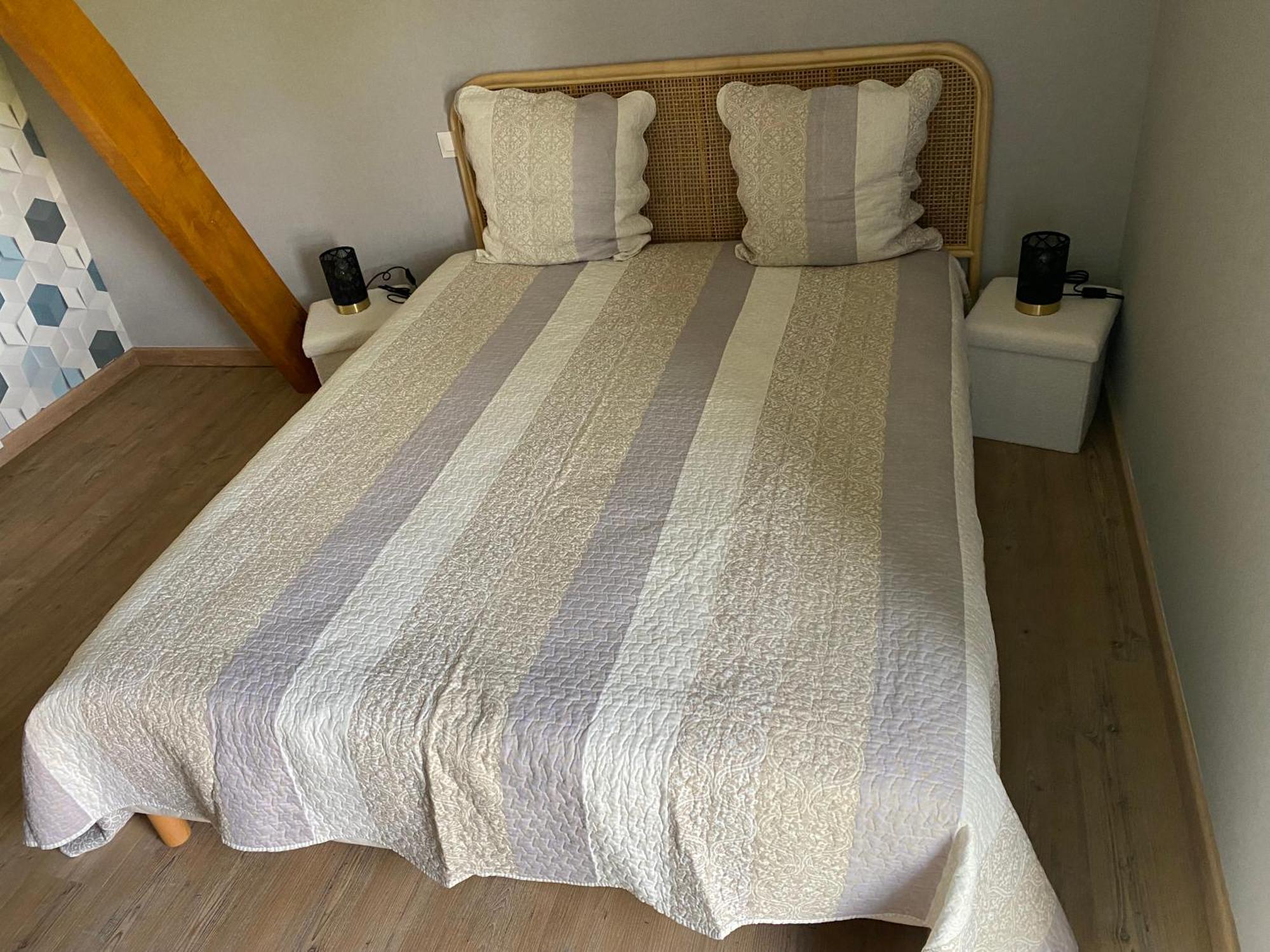 Bed and Breakfast Le Petitepinay Moitron-sur-Sarthe Esterno foto