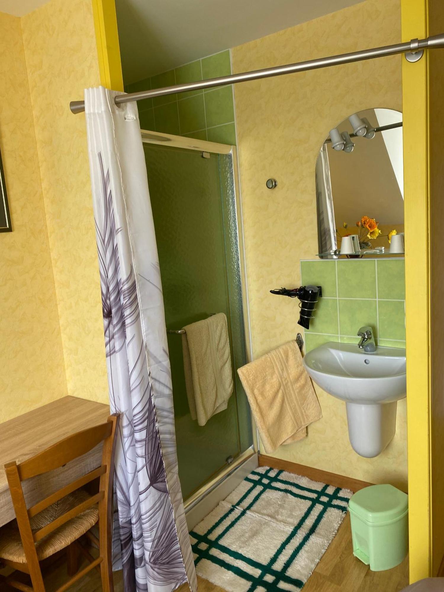 Bed and Breakfast Le Petitepinay Moitron-sur-Sarthe Esterno foto