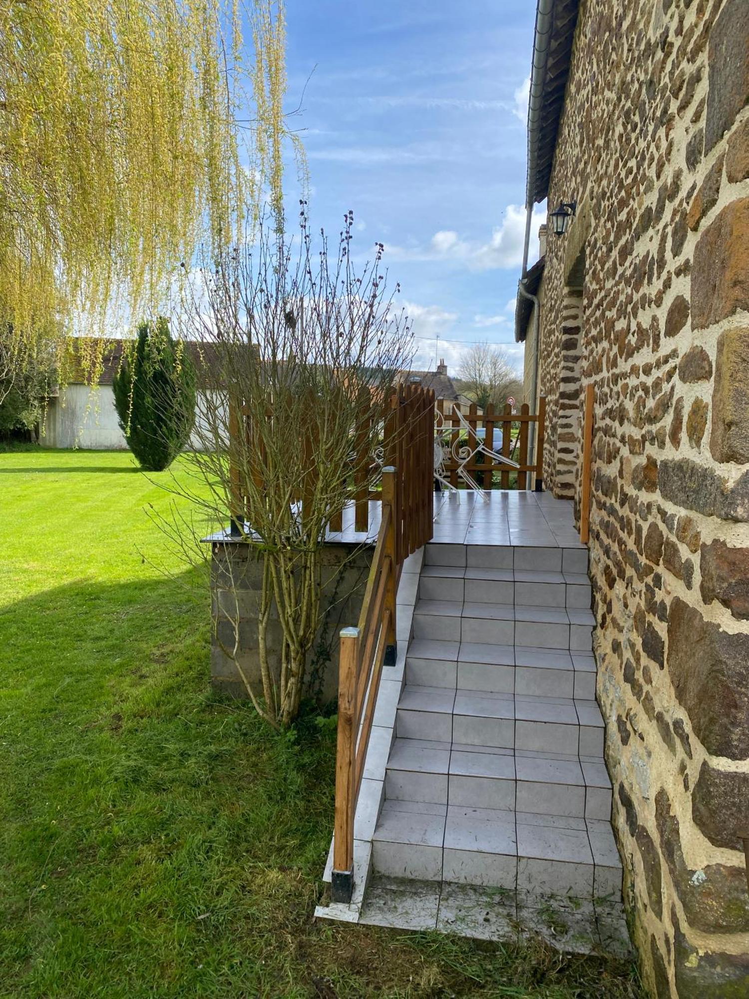 Bed and Breakfast Le Petitepinay Moitron-sur-Sarthe Esterno foto